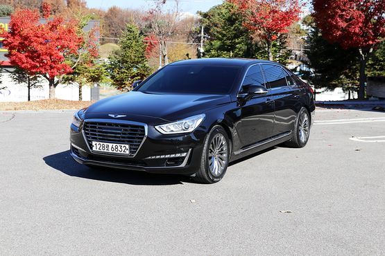 Genesis EQ900 3.3 T-GDI AWD Premiun Luxury — пробег 83 947 км — фото 1 из 5