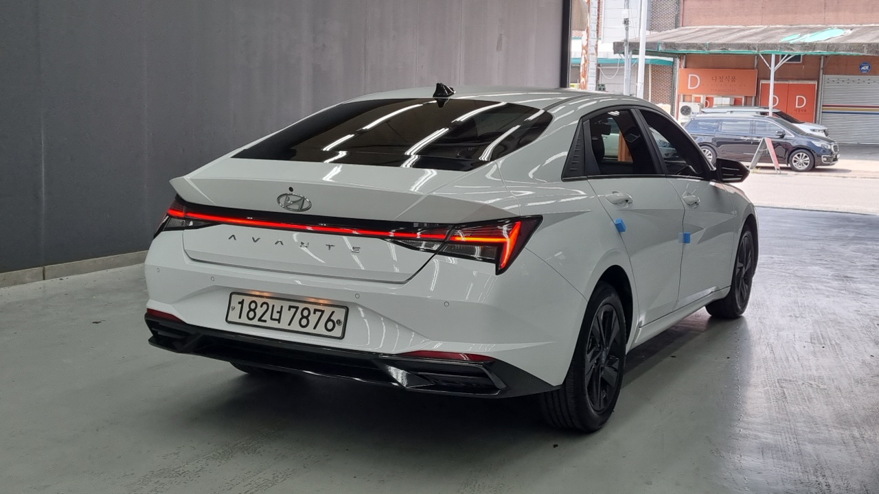 Hyundai AVANTE из Кореи Encar