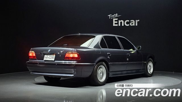 BMW 7-Series из Кореи Encar