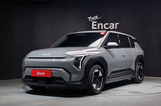 Kia EV3 Long Range 2WD Earth — пробег 27 743 км — фото 1 из 5