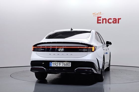 Hyundai Sonata 2.0 Exclusive — пробег 22 819 км — фото 4 из 5
