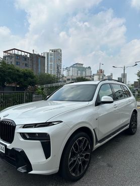 BMW X7 xDrive 40i M Sport 6STR — пробег 32 544 км — фото 1 из 5