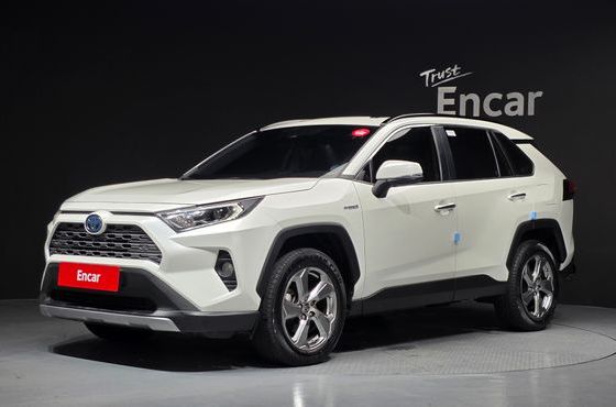 Toyota RAV4 2.5 4WD Hybrid — пробег 23 022 км — фото 1 из 5