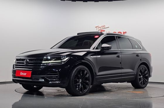 Volkswagen Touareg 3.0 TDI R-Line — пробег 64 073 км — фото 1 из 5