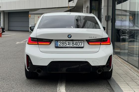 BMW 3-Series 320i M Sport — пробег 30 435 км — фото 4 из 5