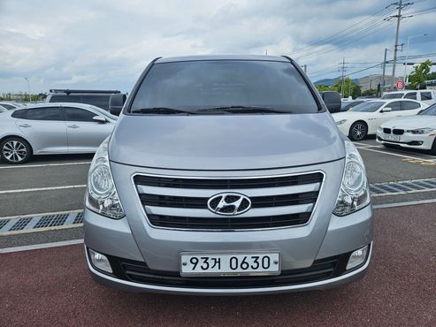 Hyundai Starex 5-Seater VAN Modern — пробег 121 197 км — фото 3 из 5