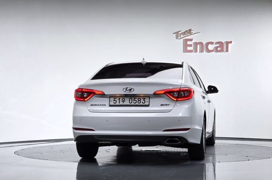Hyundai Sonata 1.7 Diesel Smart Special — пробег 68 276 км — фото 4 из 5