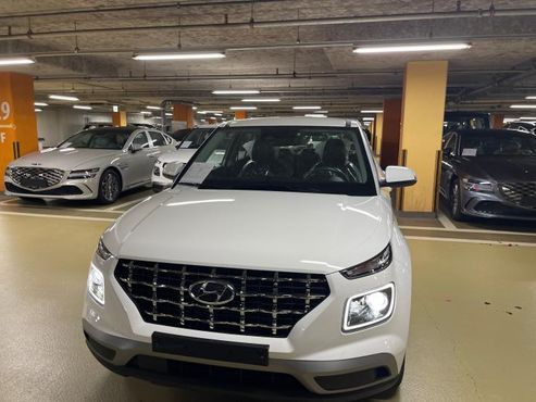 Hyundai Venue 1,6 Premium — пробег 1 км — фото 3 из 5