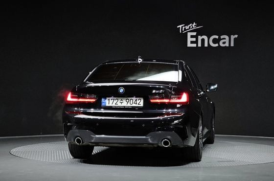 BMW 3-Series 320i M Sport — пробег 77 917 км — фото 4 из 5
