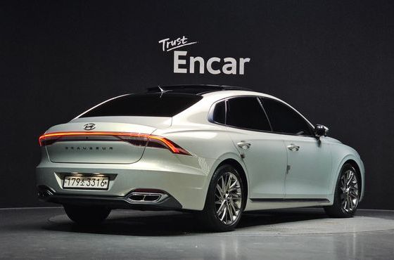 Hyundai Grandeur 2.5 Calligraphy — пробег 90 780 км — фото 2 из 5