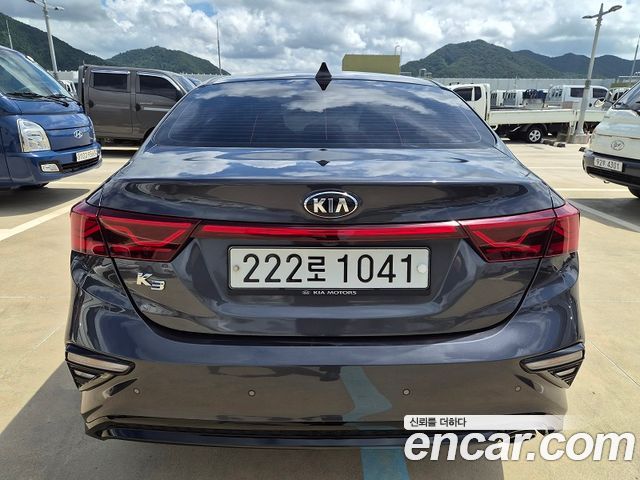 Kia K3 из Кореи Encar
