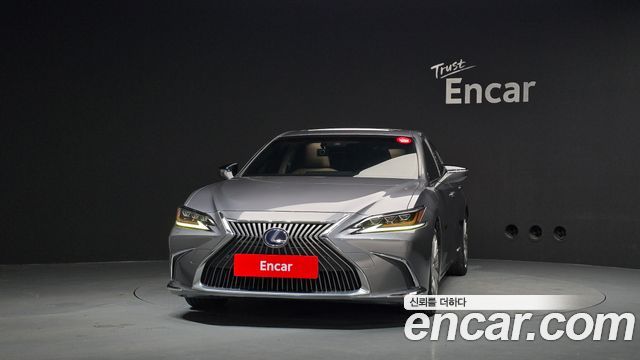 Lexus ES Executive — пробег 126 951 км — фото 3 из 5