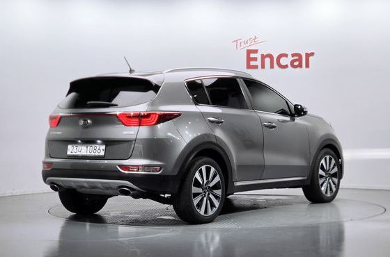 Kia Sportage Diesel 2.0 2WD Style Edition — пробег 134 756 км — фото 2 из 5