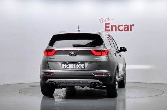 Kia Sportage Diesel 2.0 2WD Style Edition — пробег 134 756 км — фото 4 из 5
