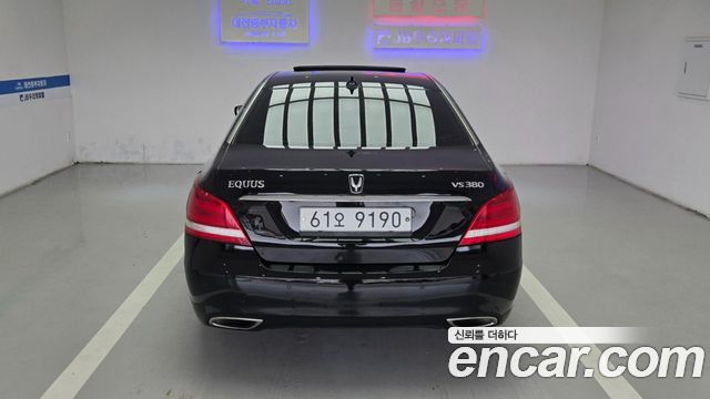 Hyundai Equus VS380 Exclusive — пробег 190 000 км — фото 4 из 5