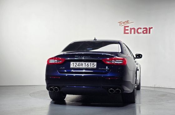 Maserati Quattroporte 3.0 Diesel Granlusso — пробег 46 498 км — фото 4 из 5