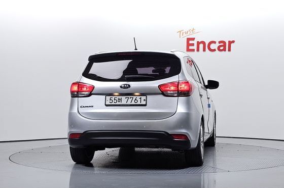 Kia Carens 2.0 LPi Prestige — пробег 105 225 км — фото 4 из 5