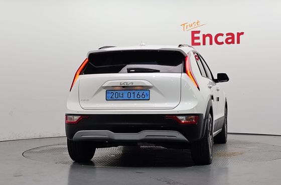 Kia Niro Air — пробег 27 554 км — фото 4 из 5