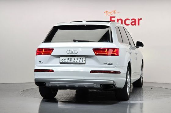 Audi Q7 45 TFSI Quattro — пробег 110 237 км — фото 4 из 5