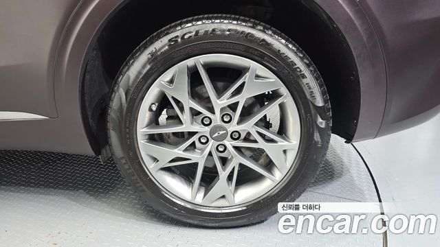 Genesis GV70 из Кореи Encar