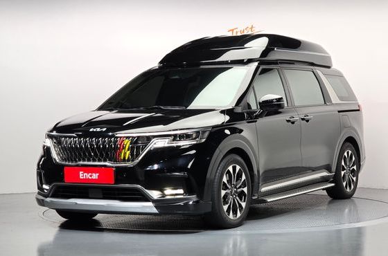 Kia Carnival Diesel 9-Seater Hi-Limousine Signature — пробег 86 895 км — фото 1 из 5
