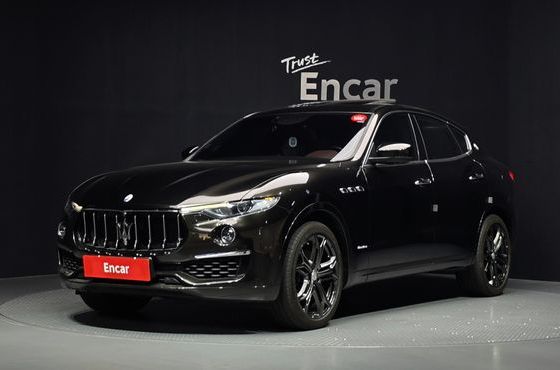 Maserati Levante 3.0 Diesel AWD GranLusso — пробег 105 220 км — фото 1 из 5