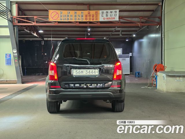 Ssangyong Rexton 2.0 4WD RX5 Deluxe — пробег 125 092 км — фото 4 из 5