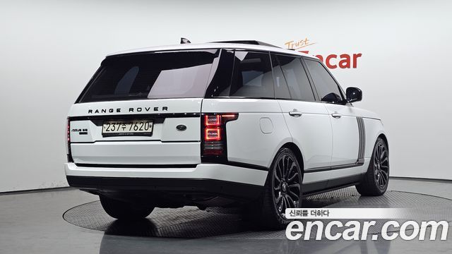 Land Rover Range Rover 4.4 SDV8 Vogue SE DIESEL — пробег 74 142 км — фото 2 из 5