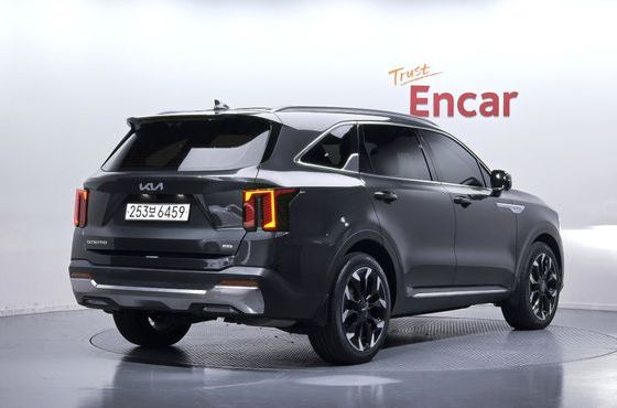 Kia Sorento Gasoline 2.5T 4WD Signature — пробег 4 560 км — фото 2 из 5