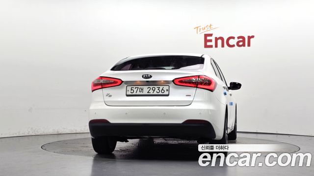 Kia K3 из Кореи Encar