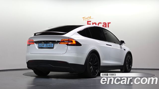 Tesla Model X AWD — пробег 51 562 км — фото 2 из 5
