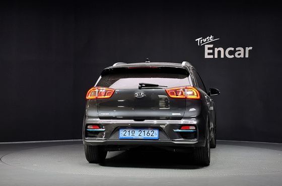 Kia Niro Noblesse — пробег 113 854 км — фото 4 из 5