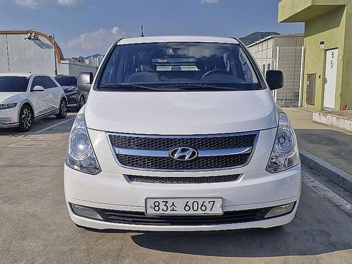 Hyundai Starex 5-Seater VAN CVX Luxury — пробег 141 939 км — фото 1 из 5