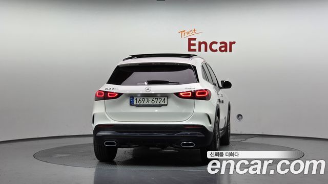 Mercedes-Benz GLA-Class из Кореи Encar