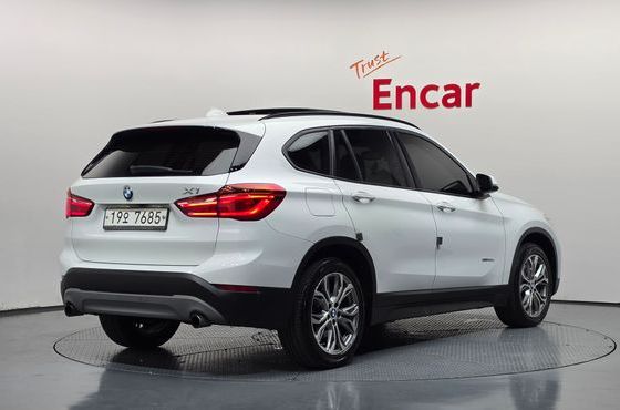 BMW X1 xDrive 20d — пробег 113 418 км — фото 2 из 5