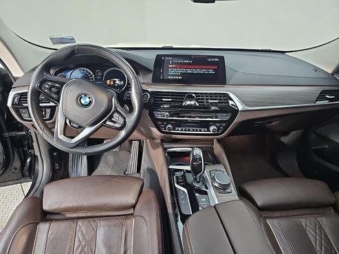 BMW Gran Turismo 630i xDrive Luxury — пробег 214 165 км — фото 5 из 5