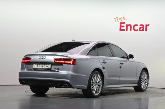 Audi A6 35 TDI Quattro Premium C7 — пробег 76 032 км — фото 2 из 5