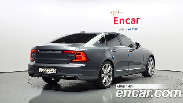 Volvo S90 D5 AWD Inscription — пробег 84 940 км — фото 2 из 5