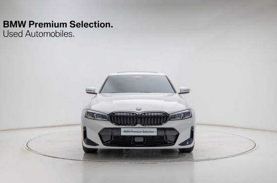 BMW 3-Series 320i M Sport — пробег 8 620 км — фото 2 из 5
