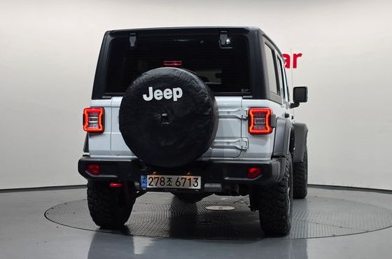 Jeep Wrangler 2.0 Rubicon 4Door — пробег 15 000 км — фото 4 из 5