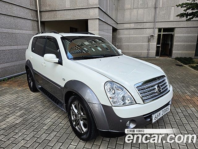 Ssangyong Rexton 2WD RX4 High Deluxe — пробег 178 392 км — фото 1 из 5