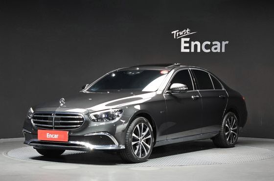 Mercedes-Benz E-Class E300e 4MATIC Exclusive — пробег 93 018 км — фото 1 из 5