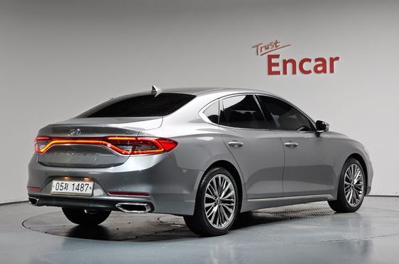 Hyundai Grandeur 3.0 Exclusive Special — пробег 28 340 км — фото 2 из 5