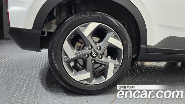 Hyundai Venue из Кореи Encar