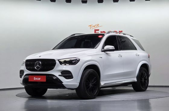 Mercedes-Benz GLE-Class GLE300d 4MATIC — пробег 102 612 км — фото 1 из 5