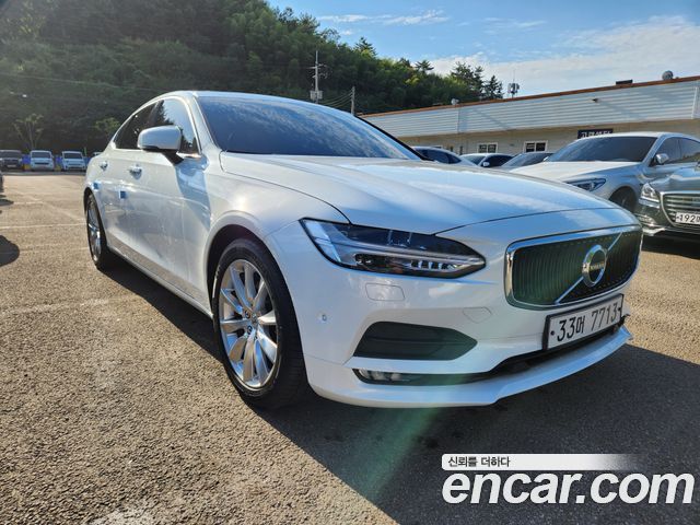 Volvo S90 D4 Momentum — пробег 177 000 км — фото 2 из 5