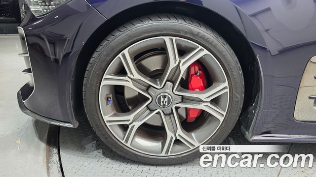 Kia Stinger из Кореи Encar