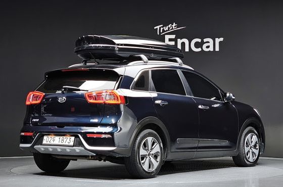 Kia Niro Noblesse — пробег 115 686 км — фото 2 из 5