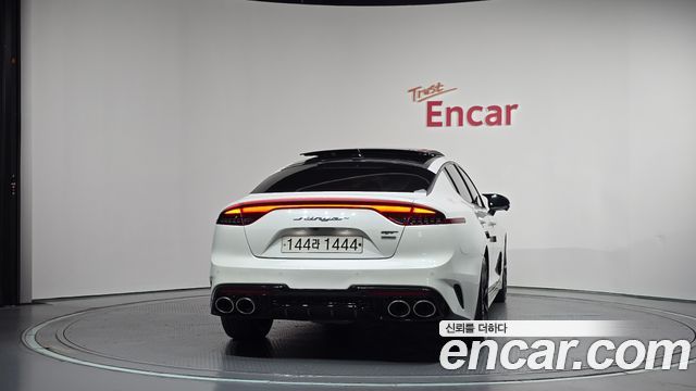 Kia Stinger из Кореи Encar