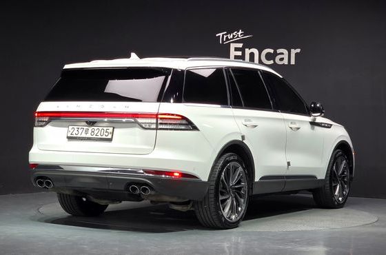 Lincoln Aviator 3.0 Reserve AWD — пробег 88 247 км — фото 2 из 5